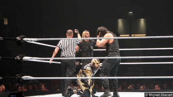 Wwe 23082013 The Shield Roman Reigns Seth Rollins Goldust