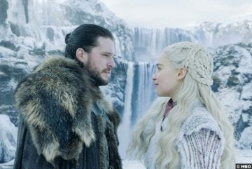 Game Of Thrones S08e01 Emilia Clarke Daenerys Targaryen Jon Snow Kit Harrington