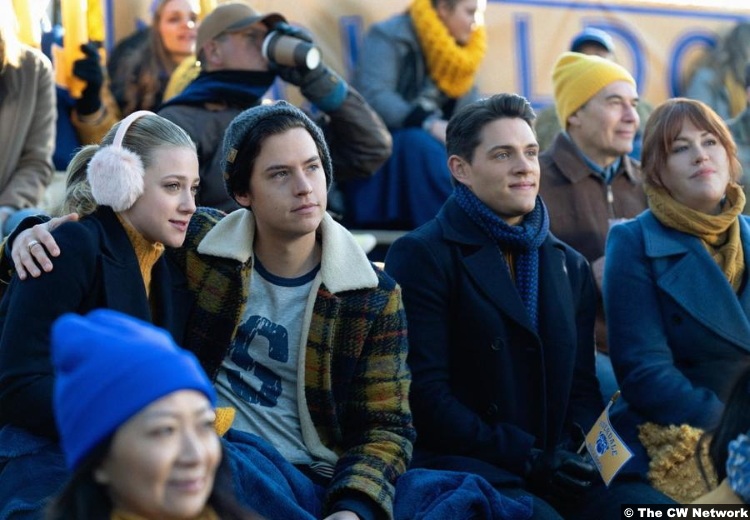 Riverdale S04e10 Cole Sprouse Lili Reinhart Casey Cott Jughead Betty Kevin Molly Ringwald Mary