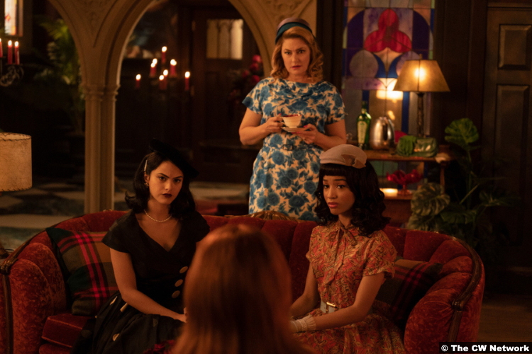 Riverdale S06e04: Camila Mendes, Mädchen Amick and Erinn Westbrook as Veronica Lodge, Alice Cooper and Tabitha Tate