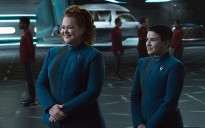 Star Trek Discovery S04e04: Mary Wiseman and Blu del Barrio as Sylvia Tilly and Adira