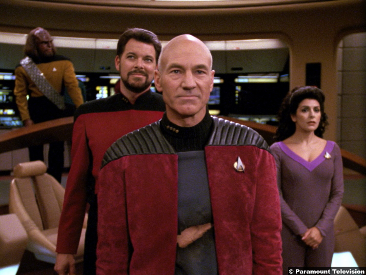 Star Trek - The Next Generation S05e02: Michael Dorn, Jonathan Frakes, Patrick Stewart and Marina Sirtis as Worf, Riker, Picard and Deanna Troi