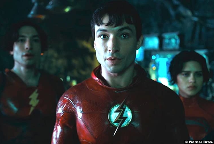 The Flash: Ezra Miller and Sasha Calle