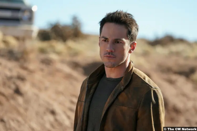 Roswell New Mexico S04e10: Michael Trevino as Kyle Valenti